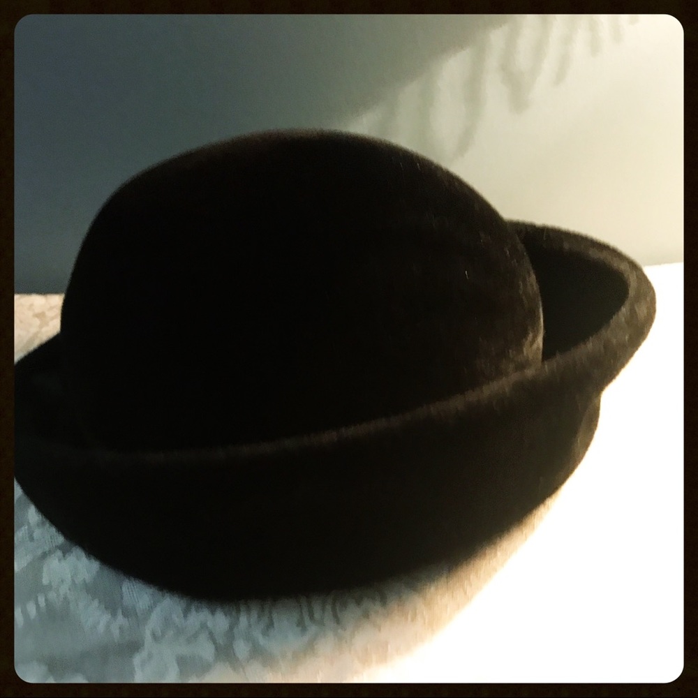 🎩 💕1950’s DARLING BLACK HAT!!🌷⭐️